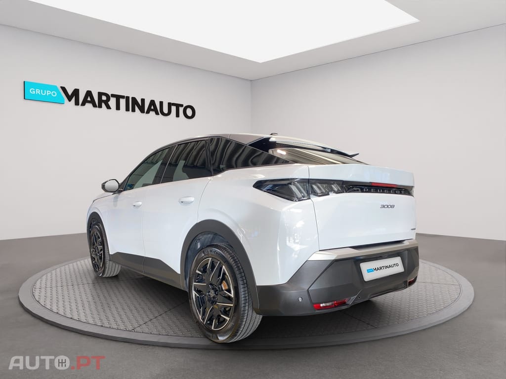 Peugeot 3008 1.2 Hybrid Allure e-DCS6