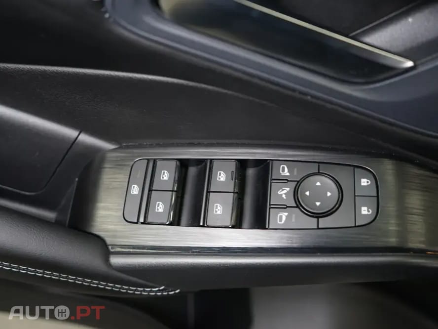 Nissan Qashqai 1.3 DIG-T N-Connecta