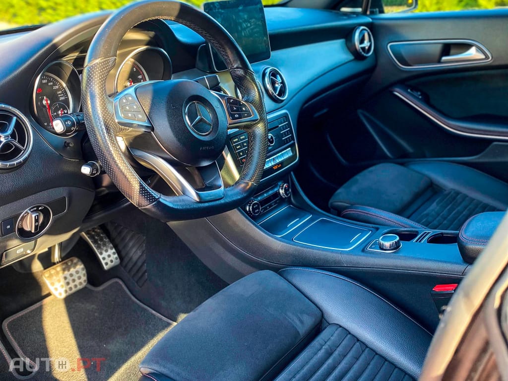 Mercedes-Benz CLA 220 Shooting Brake d 7G-DCT AMG Line
