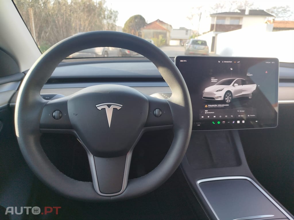 Tesla Model Y RWD
