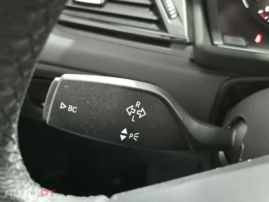 BMW 216 d Advantage Auto — fotografia 19