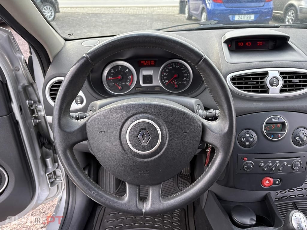 Renault Clio 1.5 dCi Rip Curl