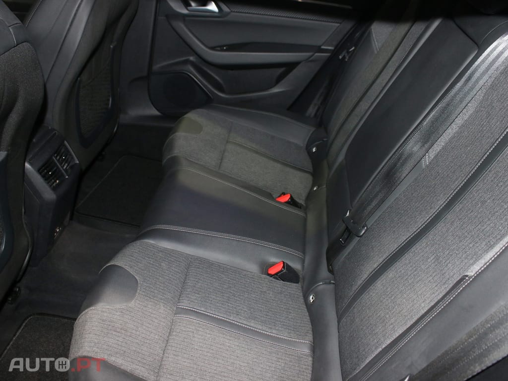 Peugeot 508 SW PureTech 130 EAT8 Allure Pack