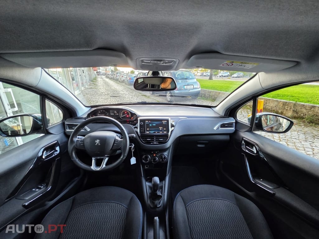 Peugeot 208 1.2 PureTech Style