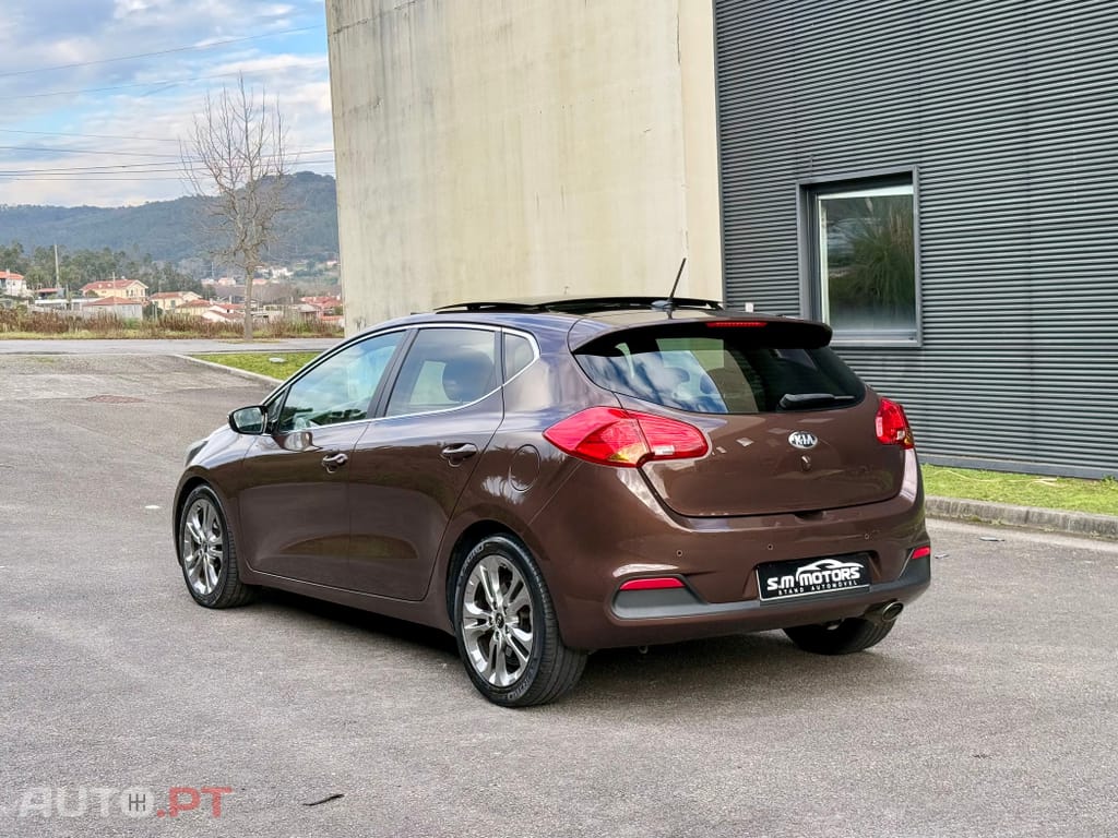 Kia Ceed 1.6 CRDi TX Sport Auto.