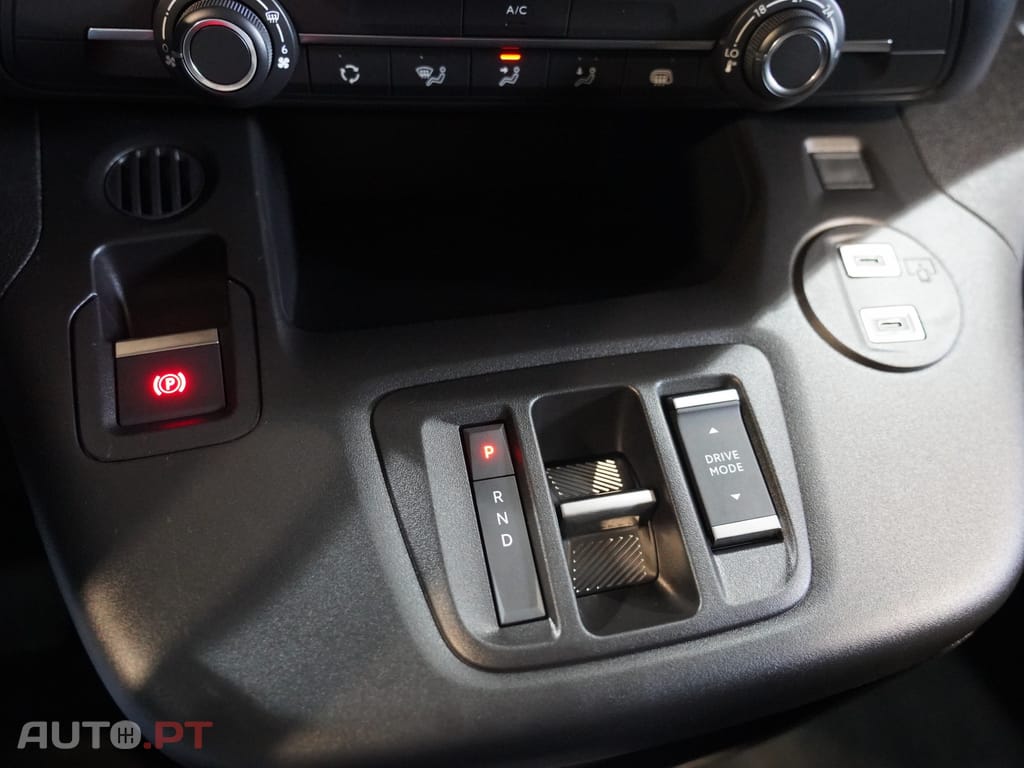 Peugeot E-Partner 50 kWh M Standard