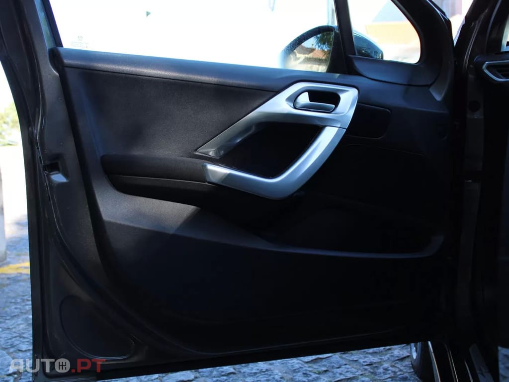 Peugeot 2008 Crossway