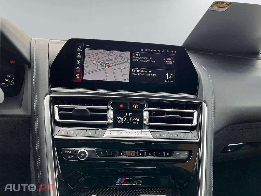 BMW M8 Coupé FROZEN MARINA BAY BLUE 