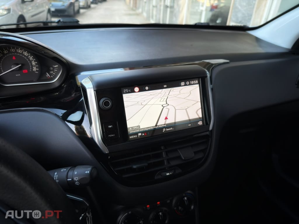 Peugeot 208 1.2 PureTech Style