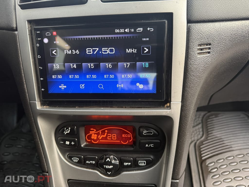 Peugeot 307 1.4 16V Navtech