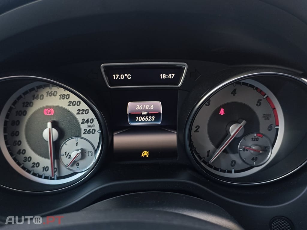 Mercedes-Benz GLA 180 d Urban