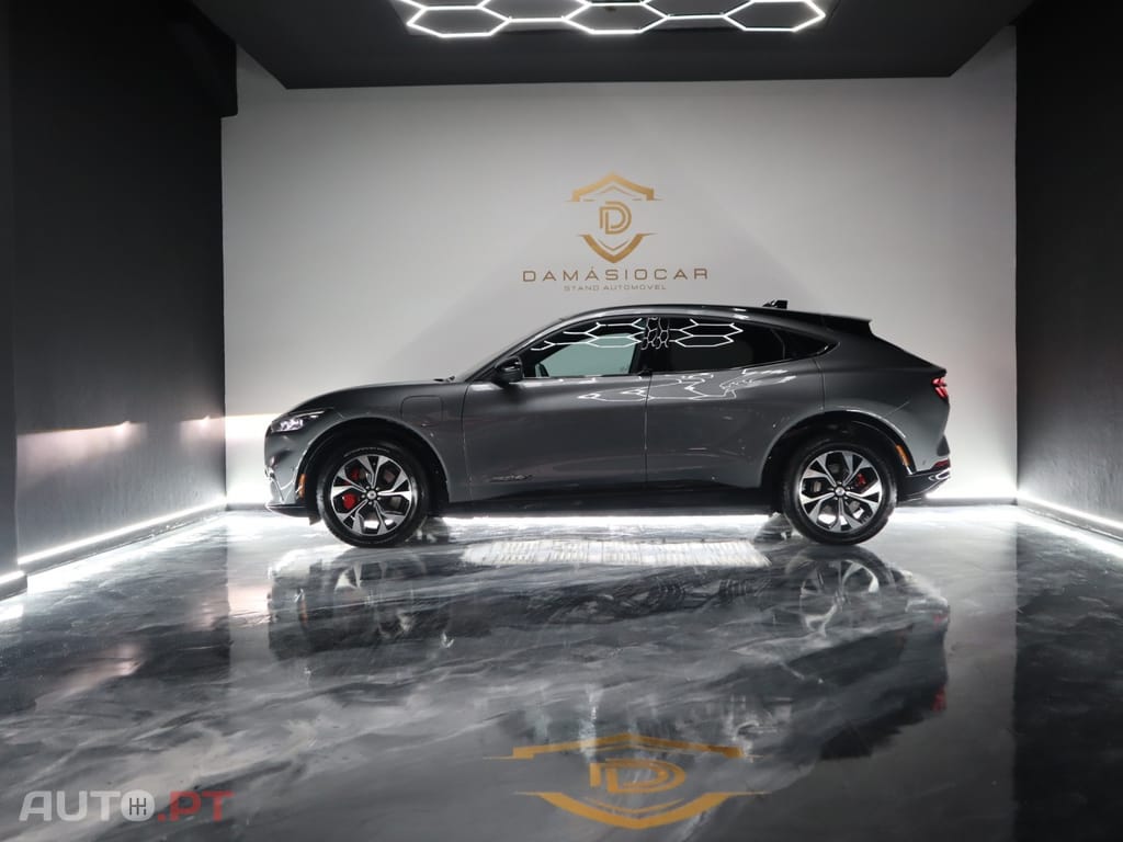 Ford Mustang Mach-E 87 kWh Premium AWD