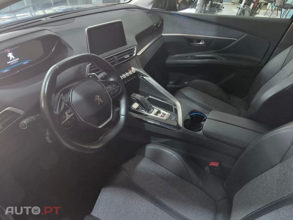 Peugeot 3008 1.2 PureTech Allure EAT6