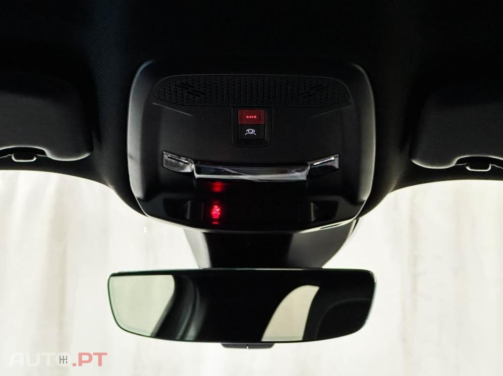 Peugeot E-2008 54 kWh GT