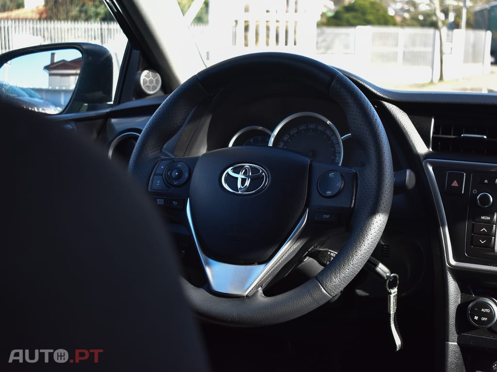 Toyota Auris Touring Sports 1.4 D - 4D