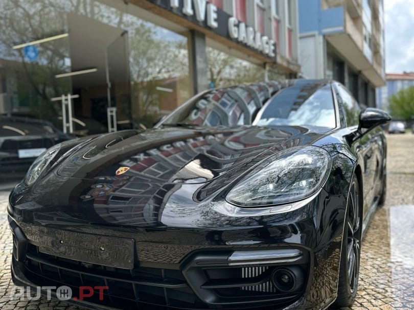 Porsche Panamera 4 E-Hybrid