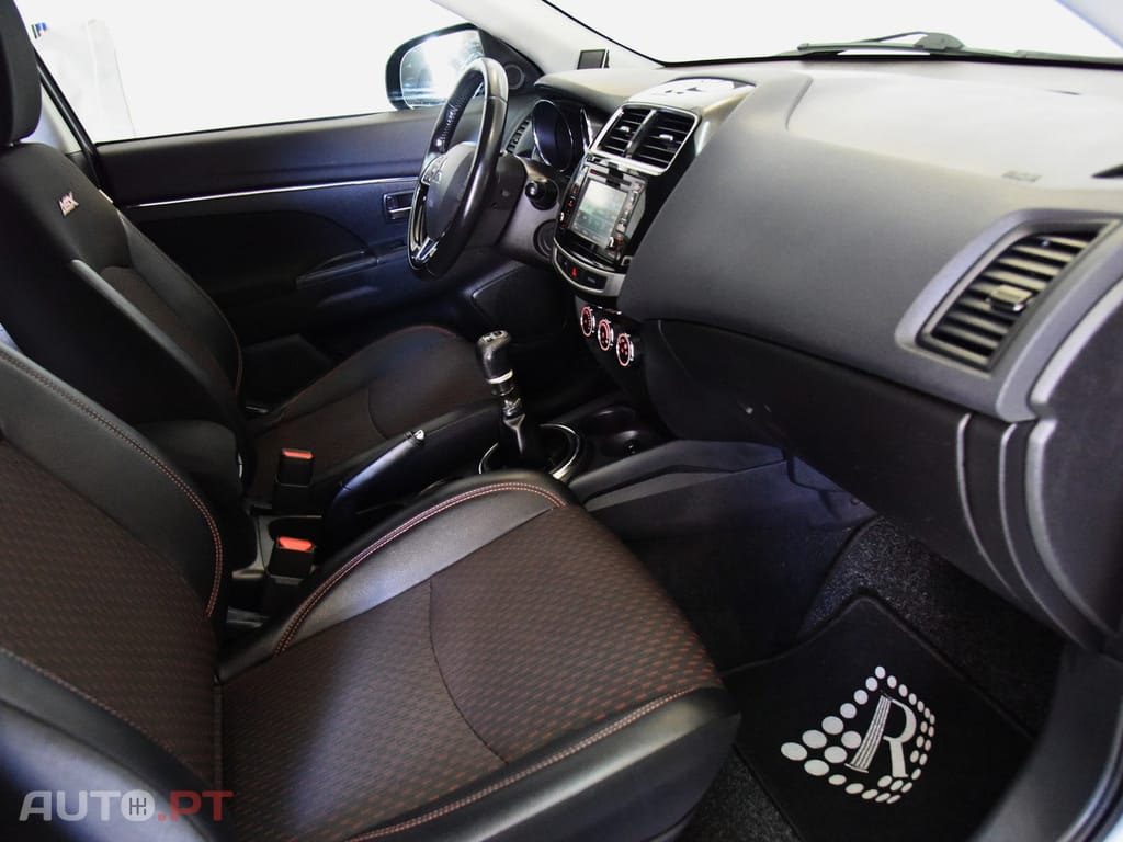 Mitsubishi ASX 1.6 DI-D Intense Black Edition