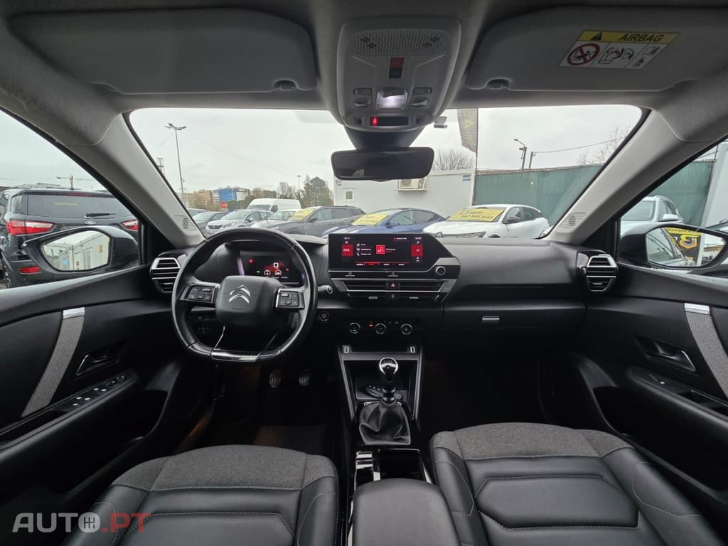 Citroen C4 1.2 PureTech Shine Pack EAT8