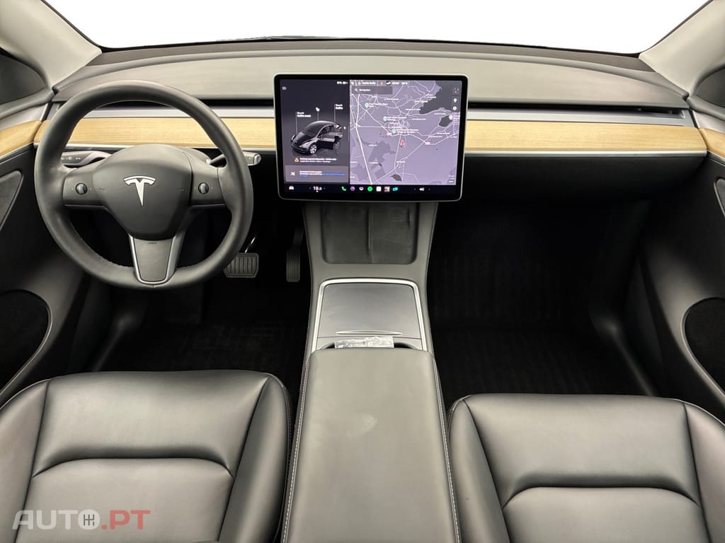 Tesla Model Y Standard RWD