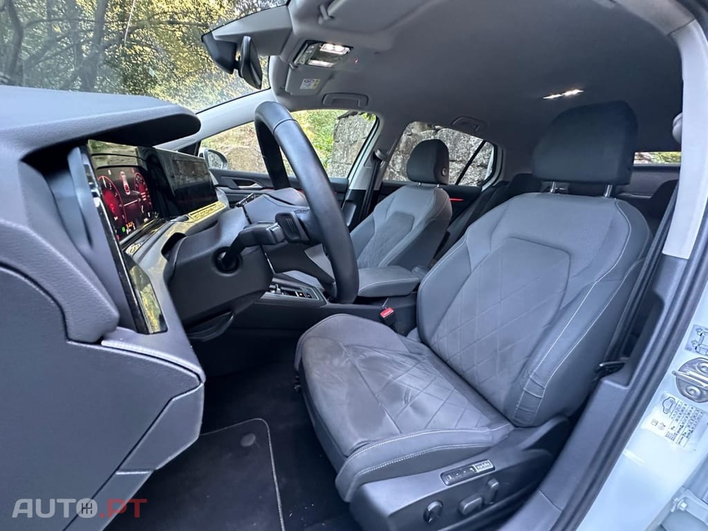 Volkswagen Golf 1.4 TSI e-Hybrid DSG