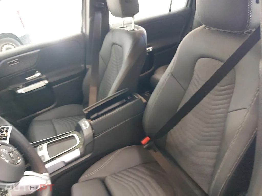 Mercedes-Benz EQB 350 4Matic Edition