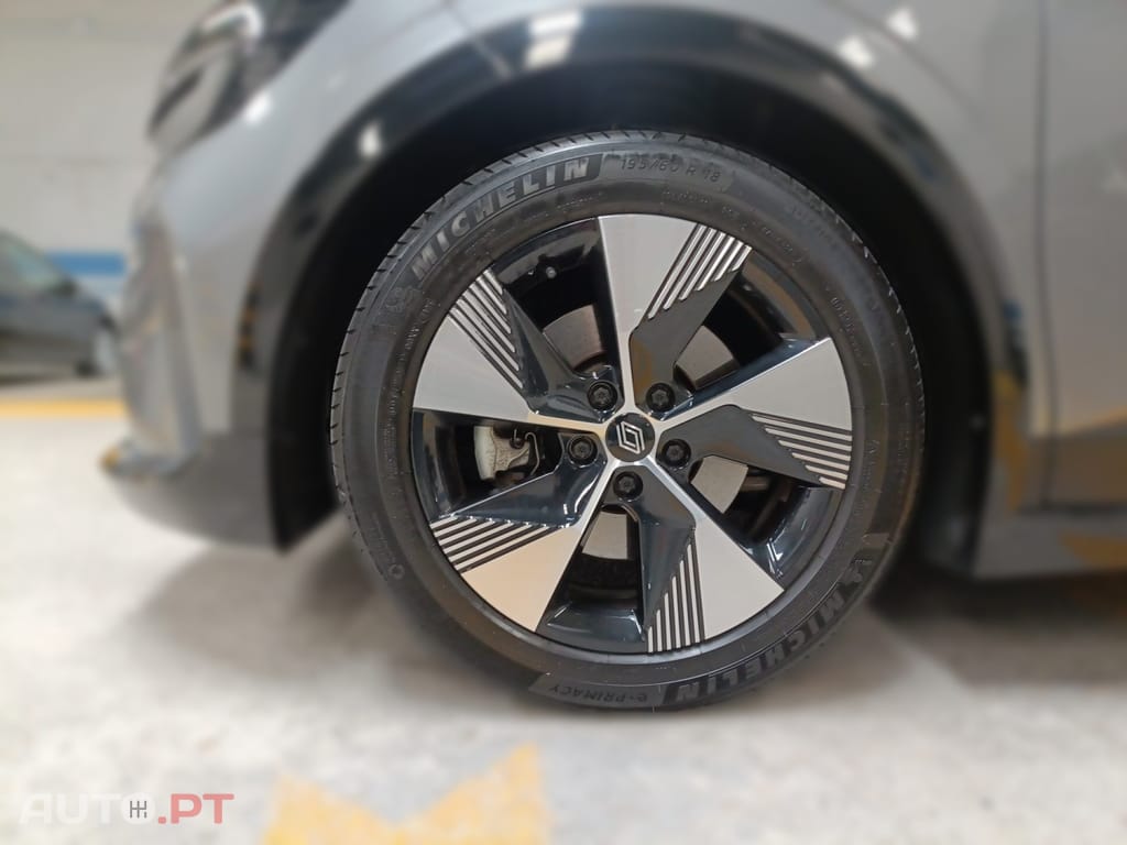 Renault Mégane E-Tech EV60 220hp optimum charge Equilibre