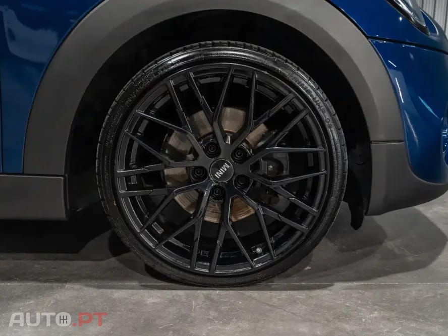 MINI Cooper Cooper S