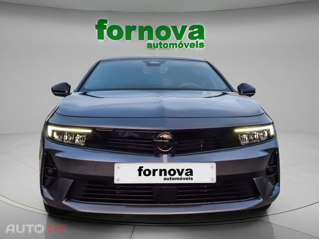 Opel Astra Sports Tourer 1.2 T Hybrid GS eDCT