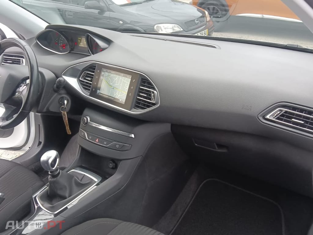 Peugeot 308 1.6 BlueHDi Active