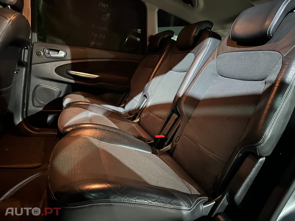 Ford S-Max 1.8 TDCi Trend 7L