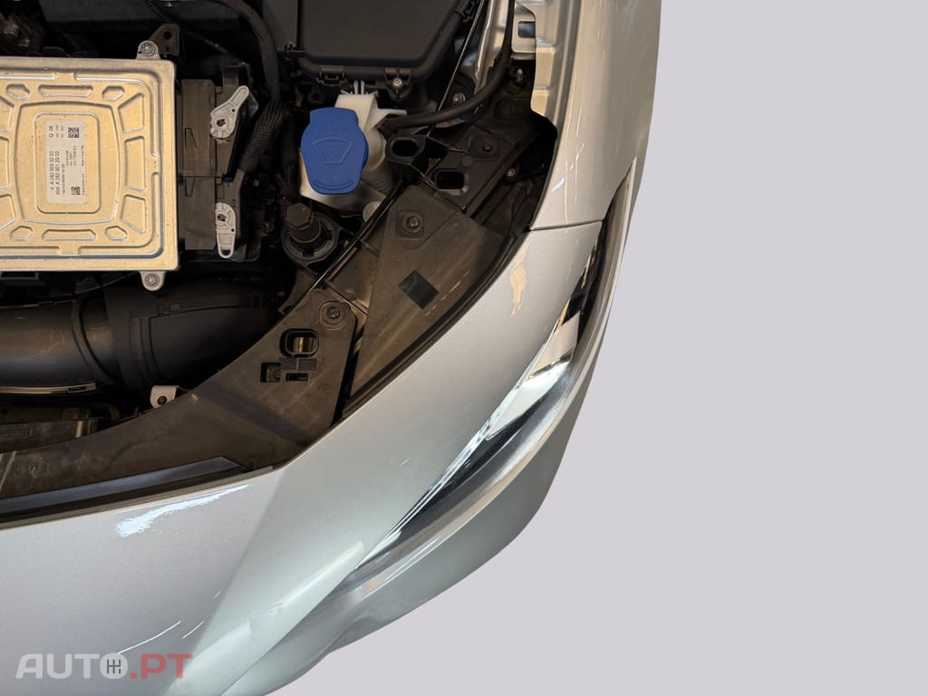 Mercedes-Benz A 250 AMG Premium I.V.A DEDUTIVEL