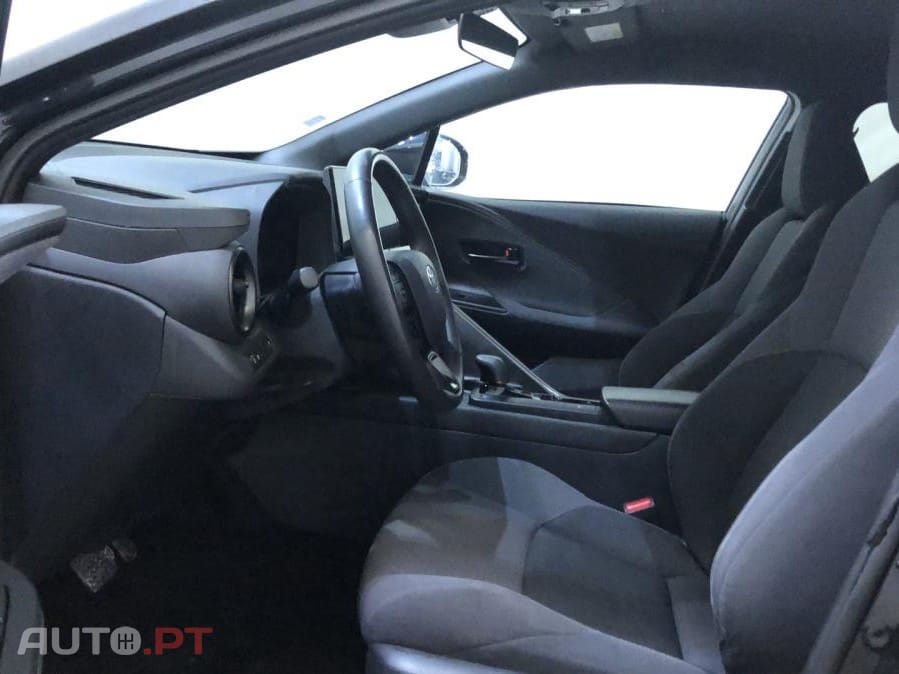 Toyota C-HR 1.8 Hybrid Dynamic