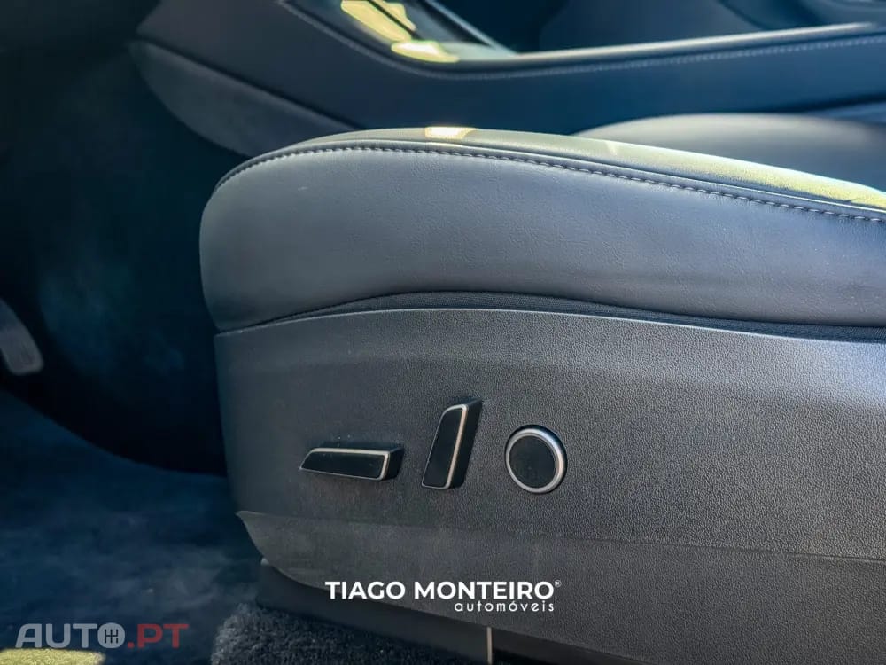 Tesla Model Y Tração Traseira