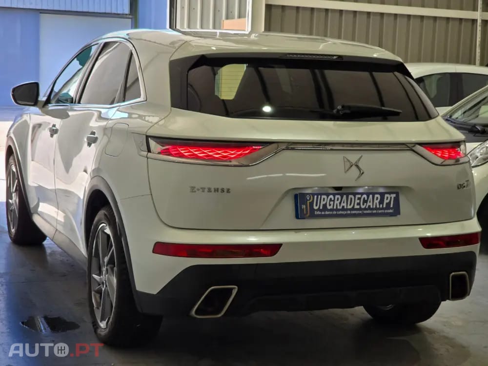 DS DS7 Crossback E-Tense Bastille+ EAT8