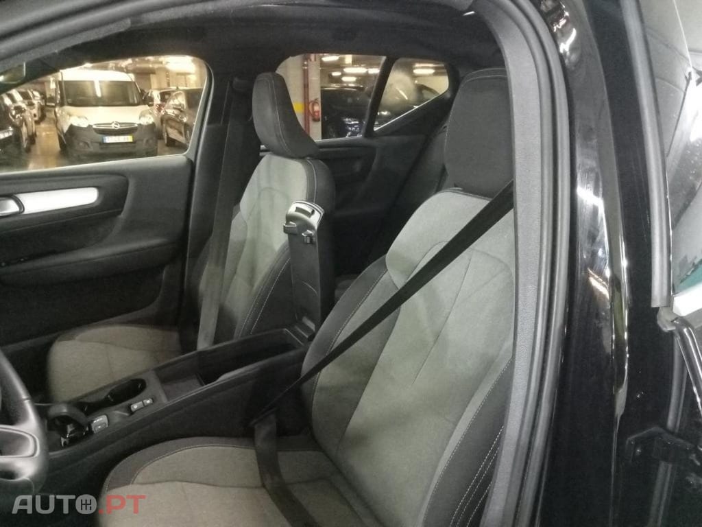 Volvo XC40 1.5 T4 PHEV Inscription Expression