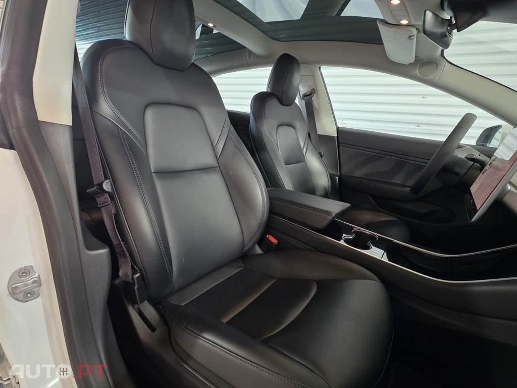 Tesla Model 3 Long Range AWD Dual Motor