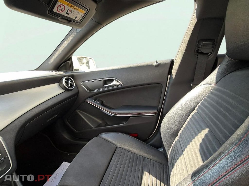Mercedes-Benz CLA 180 d AMG Line