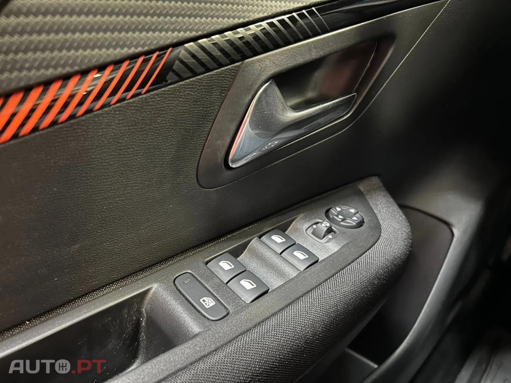 Peugeot 208 Active Versão Eléctrica