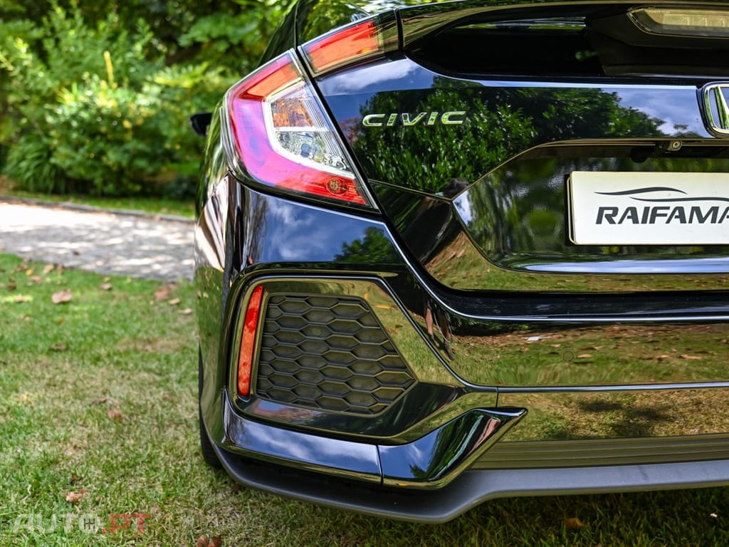 Honda Civic 1.0 i-VTEC Executive