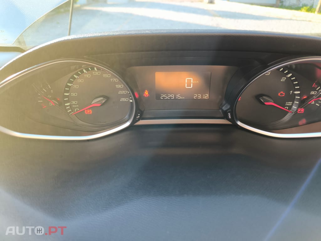 Peugeot 308 SW 1.6 BlueHDi Allure J17