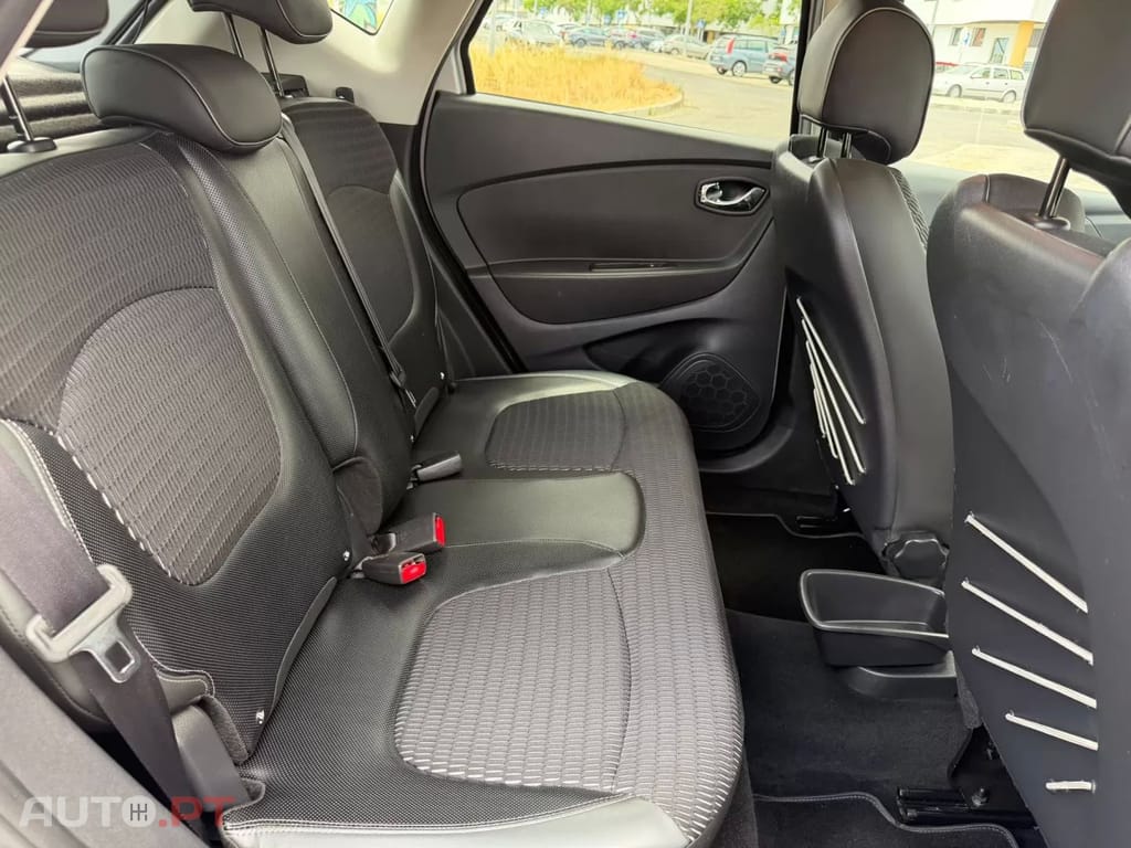 Renault Captur 1.2 TCe Exclusive EDC