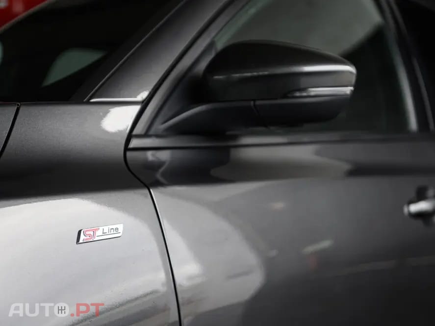 Ford Focus SW 1.0 EcoBoost ST-Line