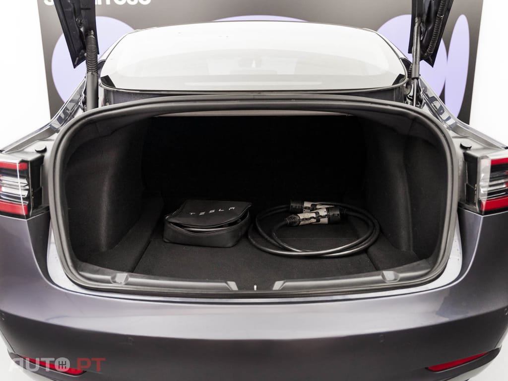 Tesla Model 3 Tração Traseira