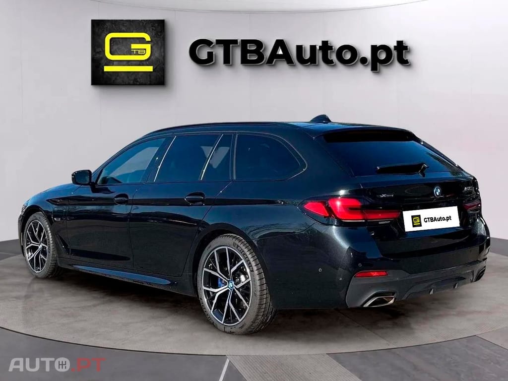 BMW 530 I.V.A DEDUTÍVEL  xDrive Touring M Sport