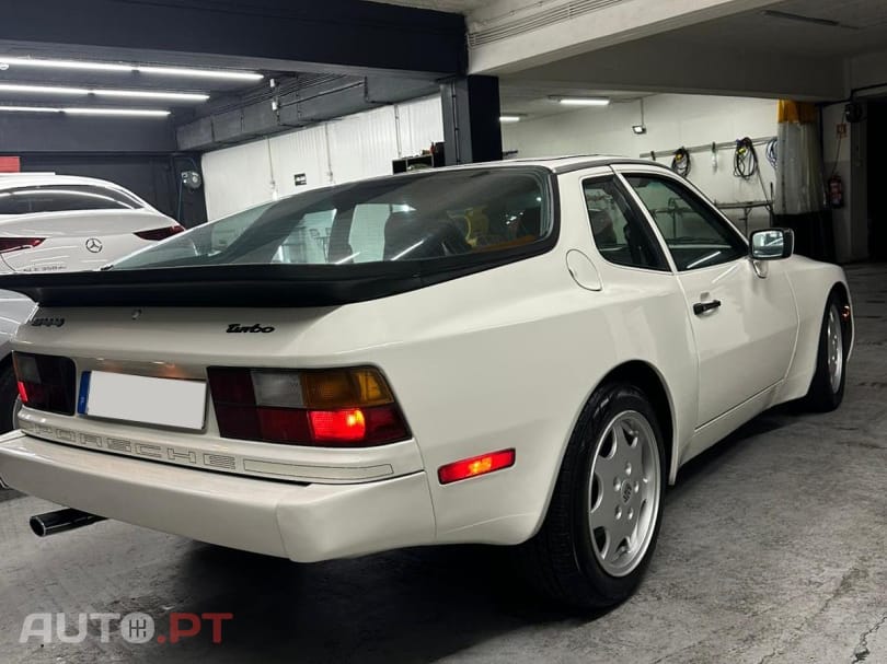 Porsche 944 Targa