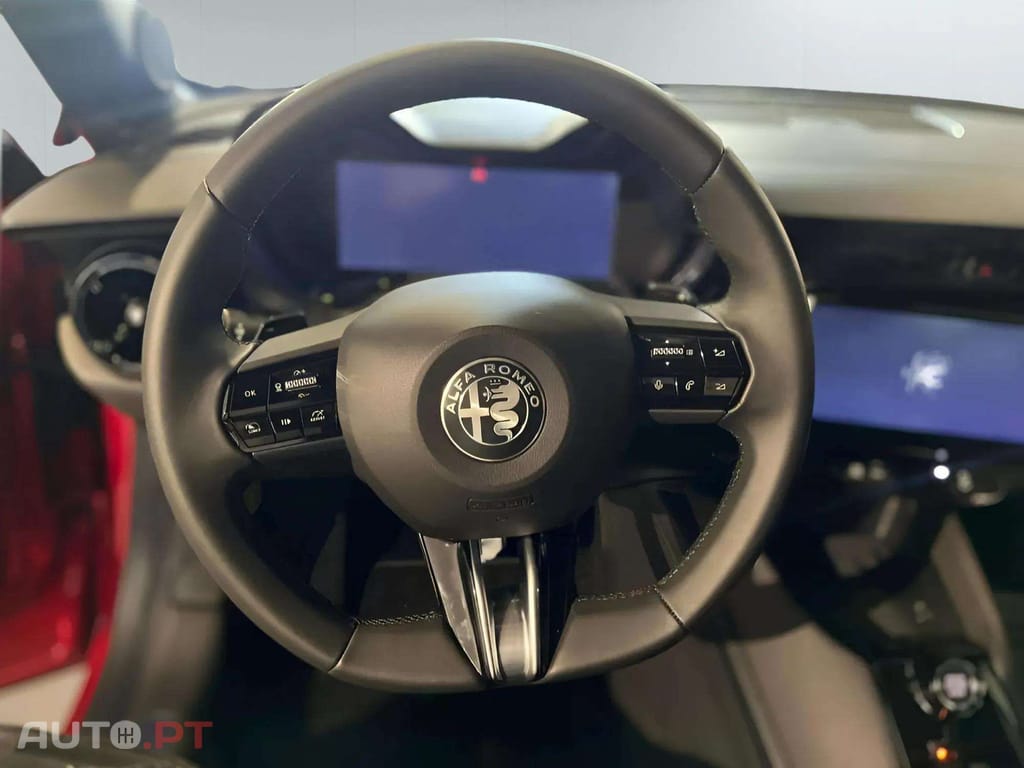 Alfa Romeo Junior Ibrida 1.2