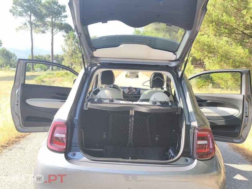 Fiat 500e La Prima
