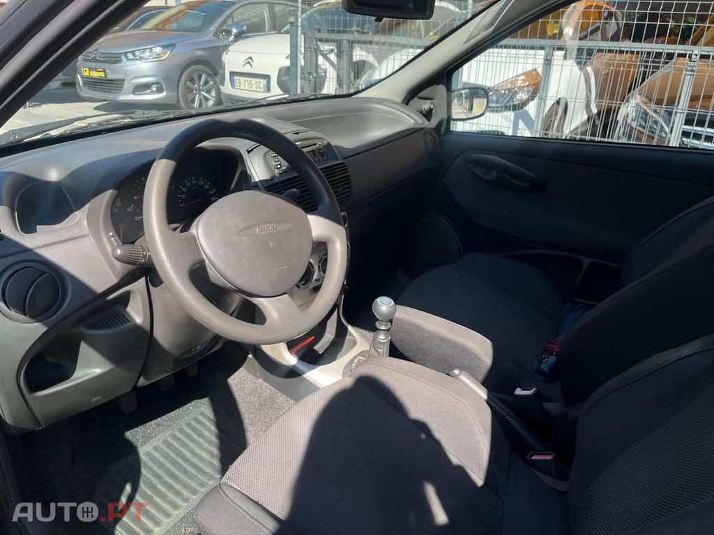 Fiat Punto 1.2 ACTIVE 