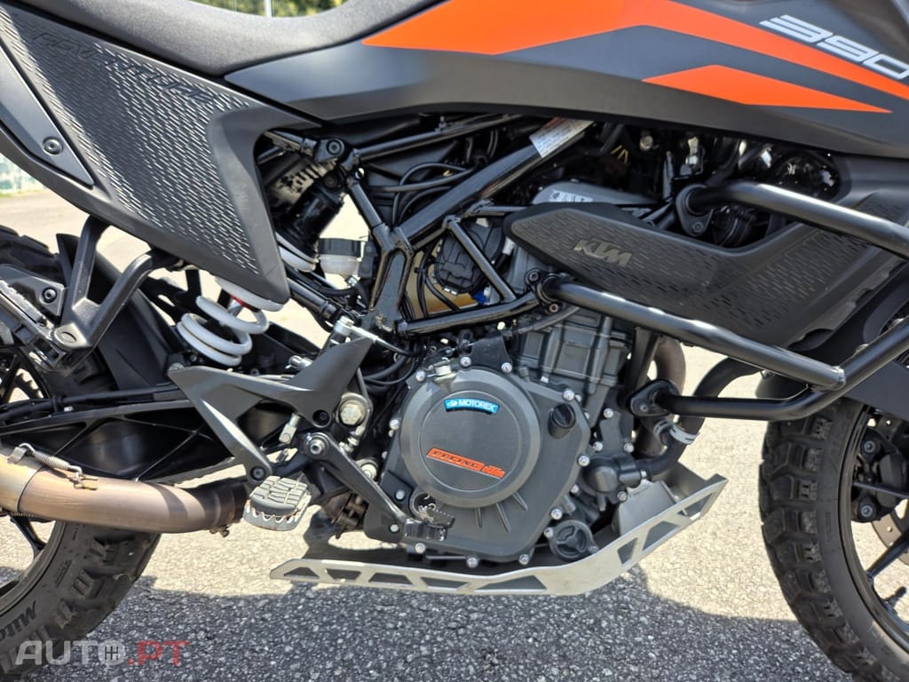 KTM 390 KTM 390 Adventure