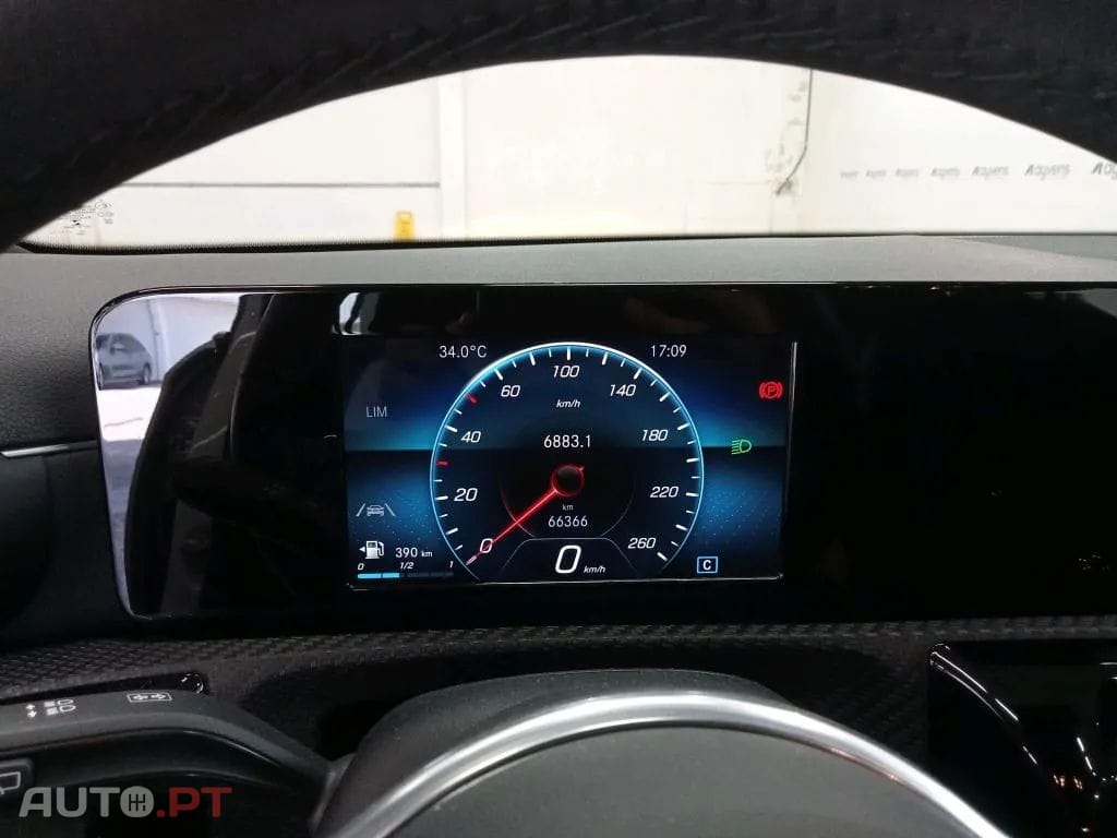 Mercedes-Benz A 180 d Business Solutions
